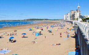 Un fallecido en Playa Salinas causó conmoción en pleno verano fallecido en Playa Salinas